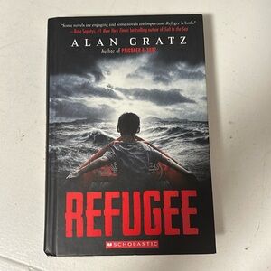 Refugee by Alan Gratz